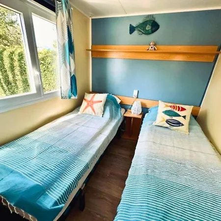 Mobil-home Familial, Piscine Et Toboggan Aquatique *