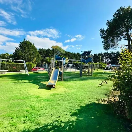Mobil-home Familial, Piscine Et Toboggan Aquatique