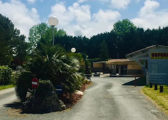 אתר קמפינג Mobil-home La Palmyre - Zoo, Plage, Animations *